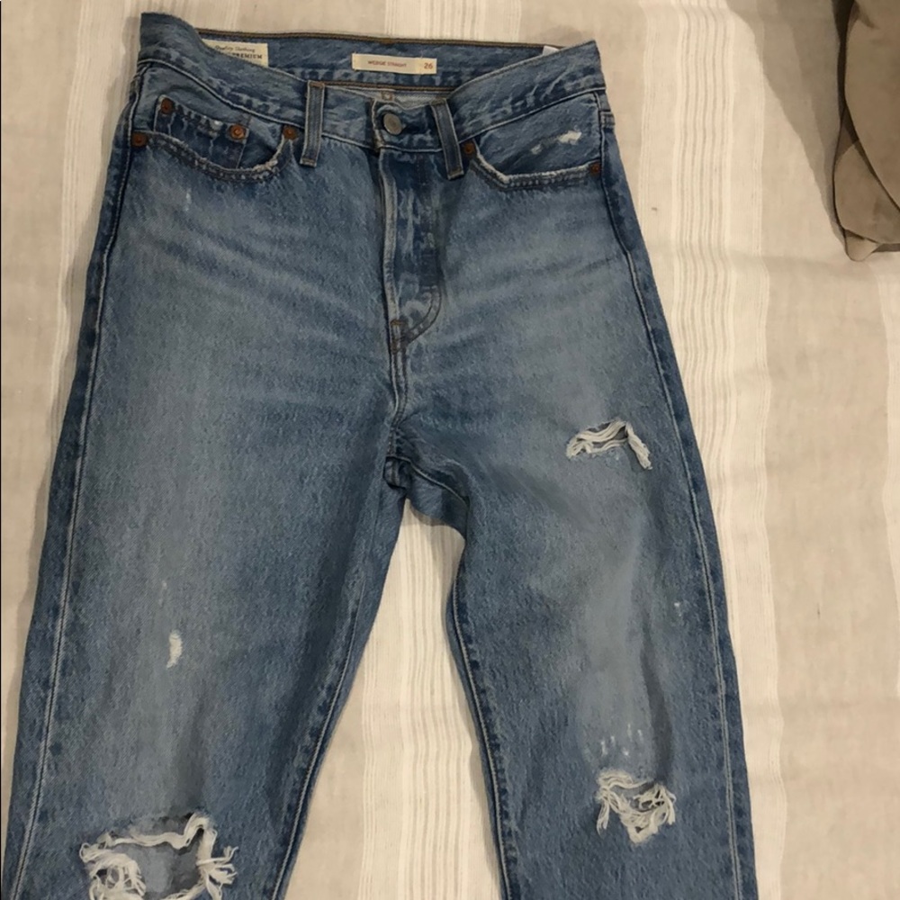 Levi’s wedgie straight 26